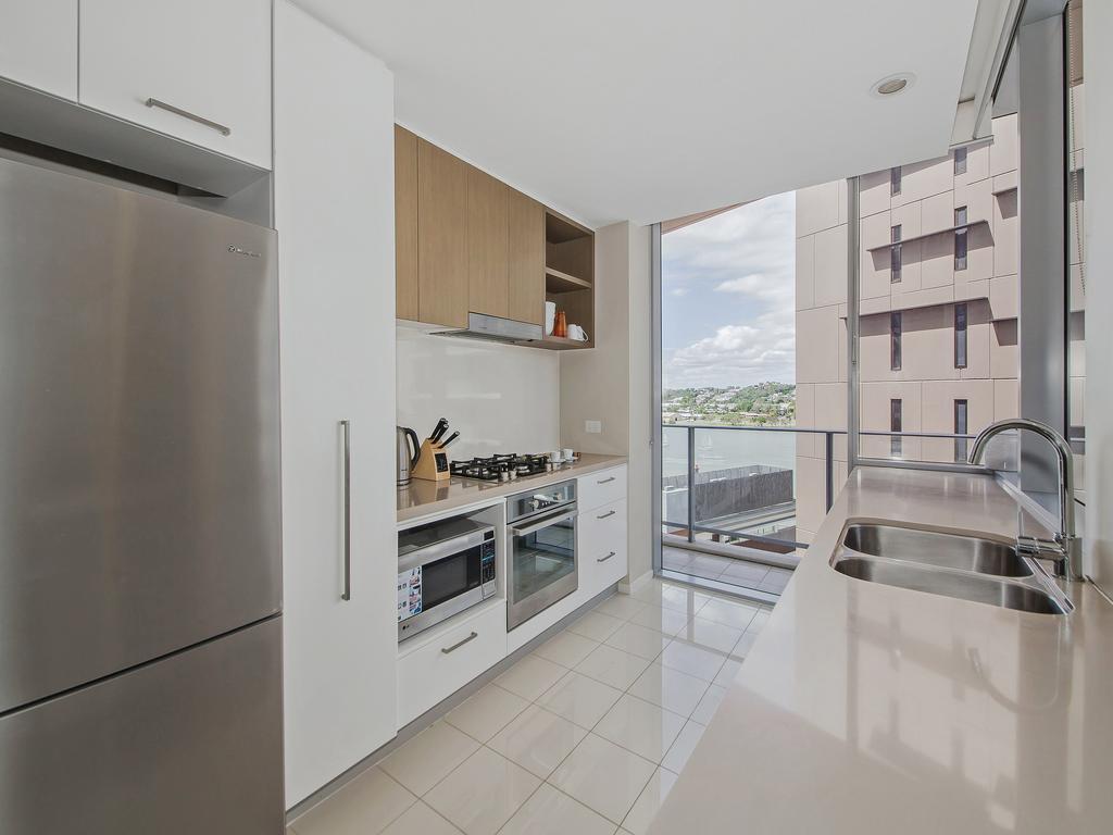 Link Portside Wharf Apartment Hotel Brisbane Exterior foto